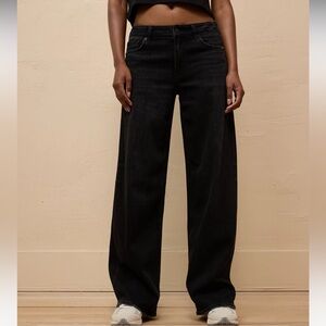 AE Dreamy Drape Stretch Low-Rise Baggy Wide-Leg Jean